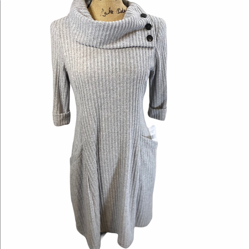 Signature by Robbie Bee Gray Dress with pockets Petite Medium NWT